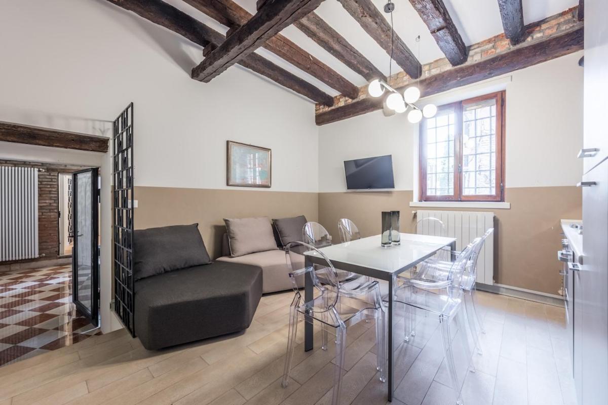 Appartement Window On